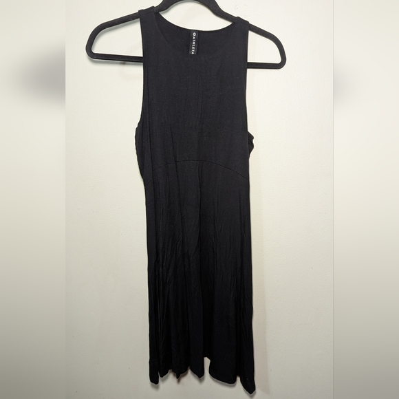 Athleta Classic Black Jersey Knit Sleeveless Tennis Dress Size Small - Picture 1 of 4